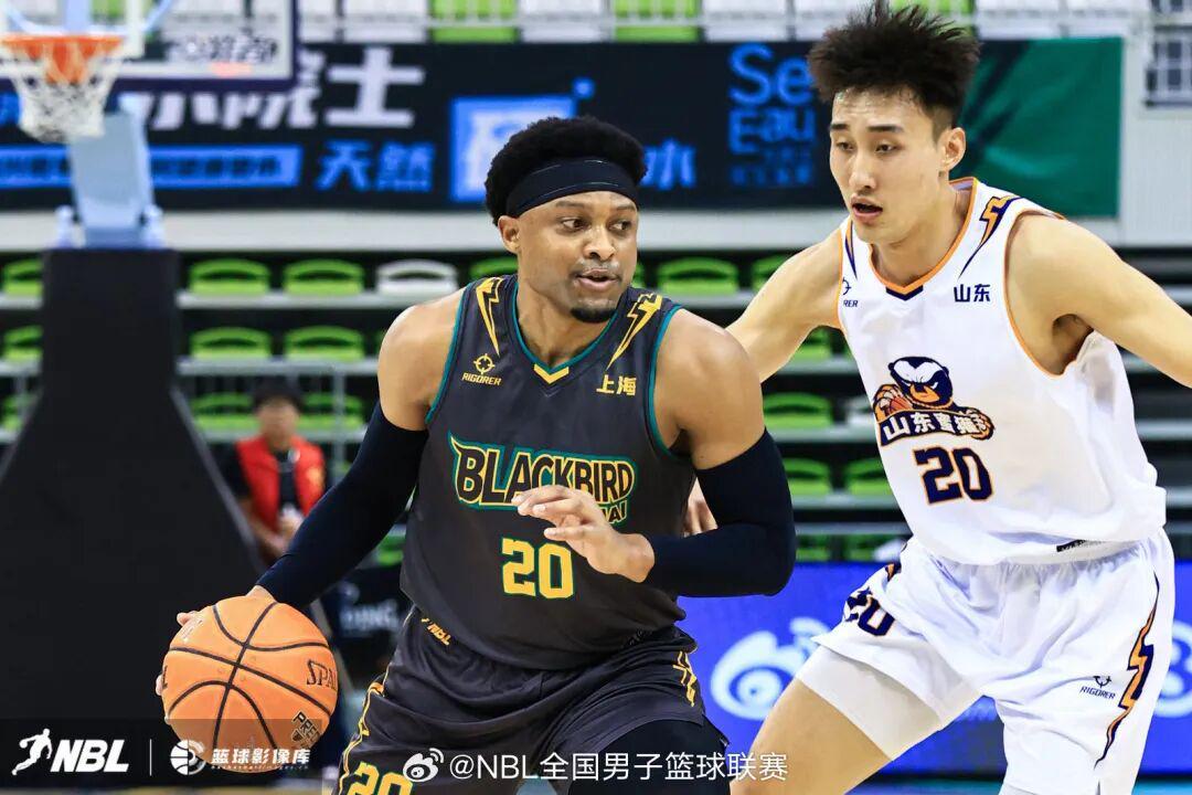 杏彩体育app下载-三分准绝杀！NBL新军压哨晋级四强